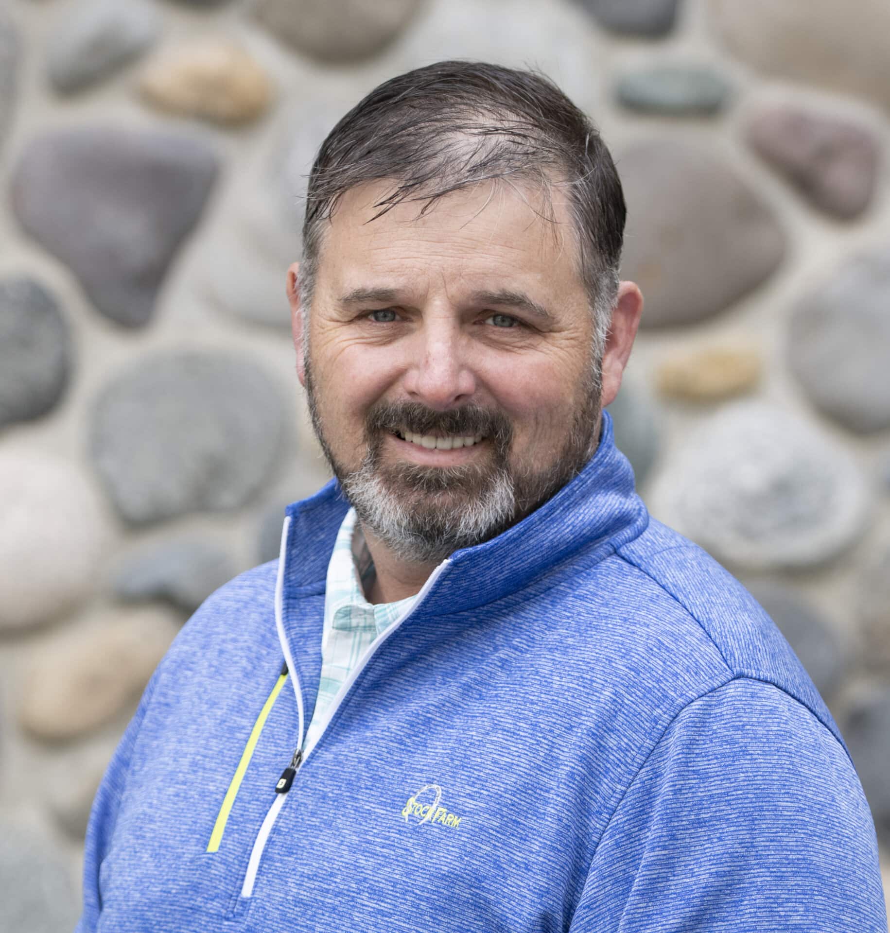 Matt Henningsen Outfitting